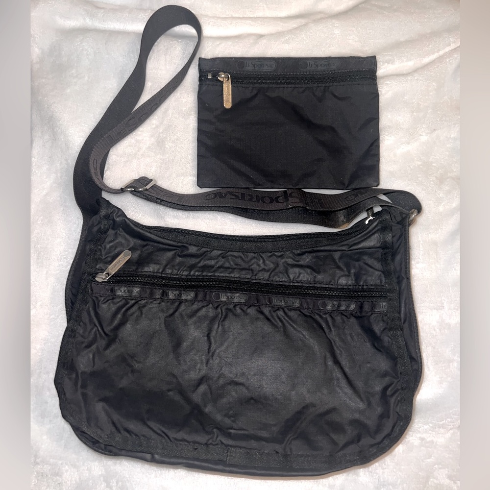 LeSportSac Black Hobo cross body bag w/ coin/toiletry bag EUC